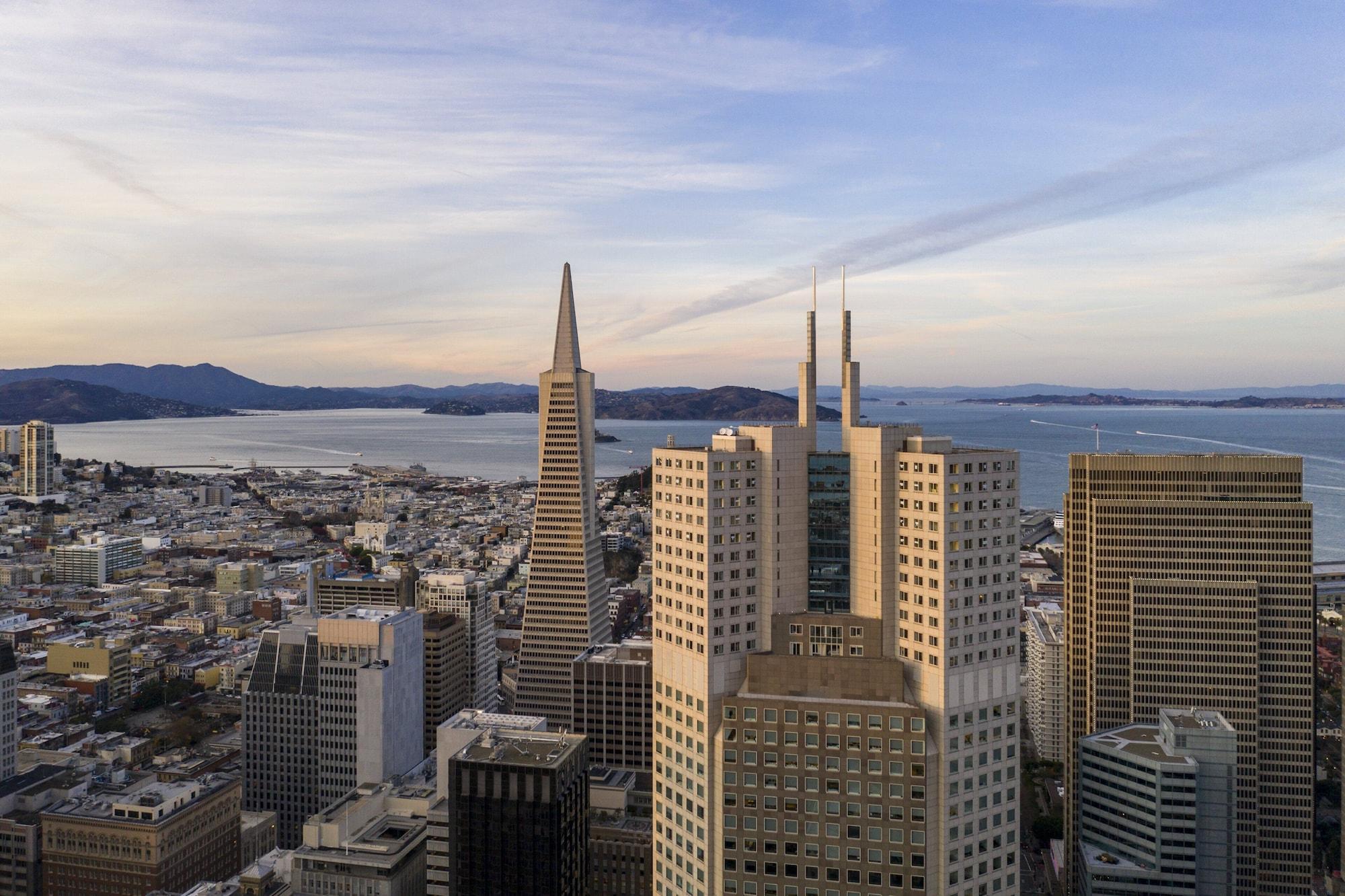 Four Seasons Hotel San Francisco At Embarcadero Exterior photo